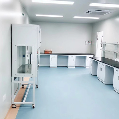 Antibacterial PVC piso rolando à prova de fogo resistente à abrasão hospital piso de vinil amigavel venda